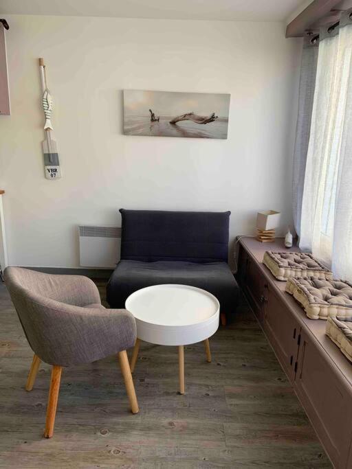 Souplex 50M De La Plage Et Des Commerces Ульгат Экстерьер фото